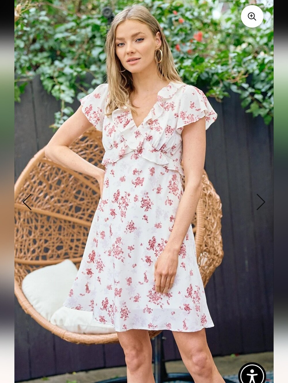 Doe And Rae Floral Ruffle V-Neck Summer Dress in White and Blush, Sz S
